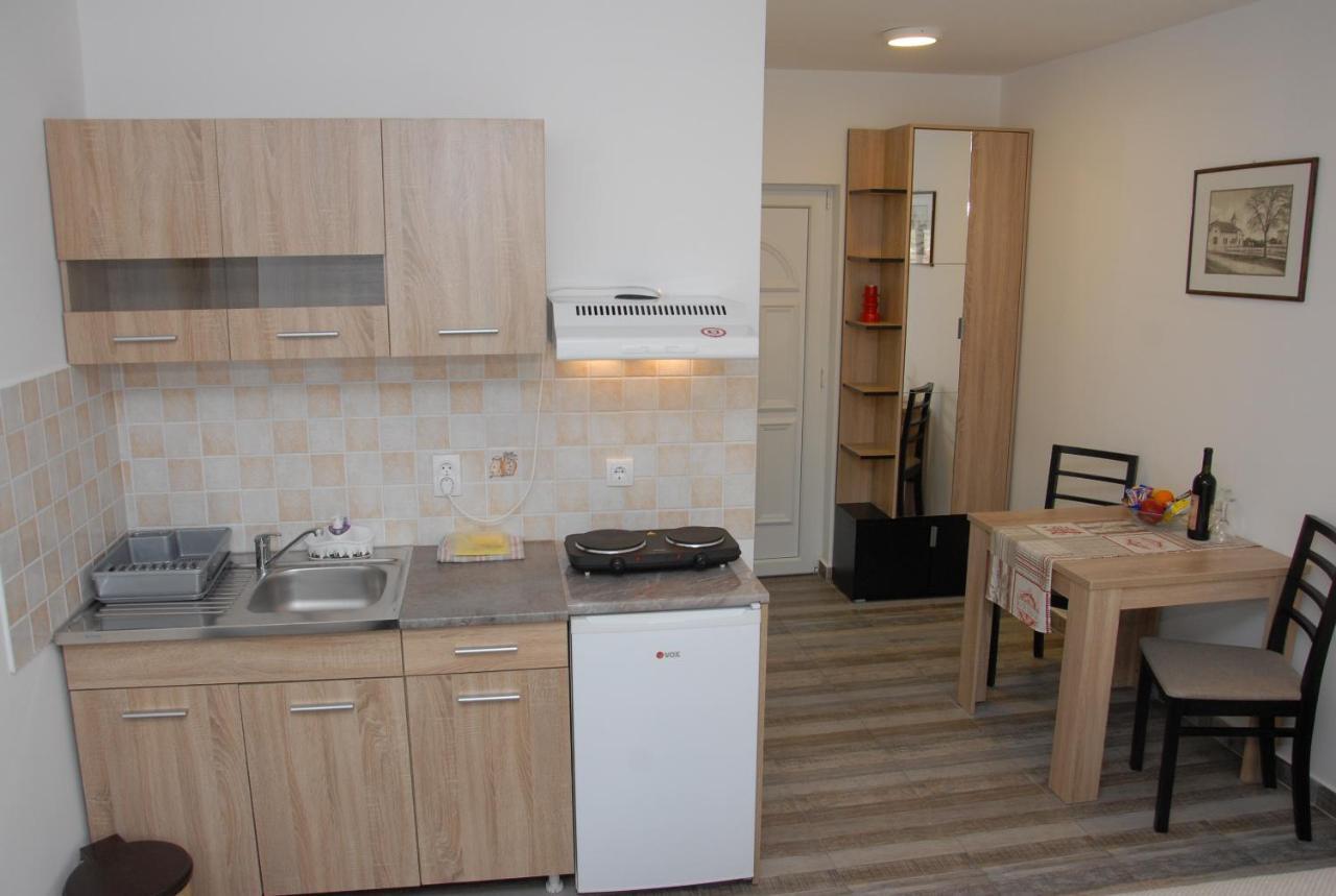 Apartments Idila Bela Crkva  Zewnętrze zdjęcie